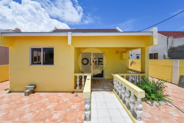 Ponton Home